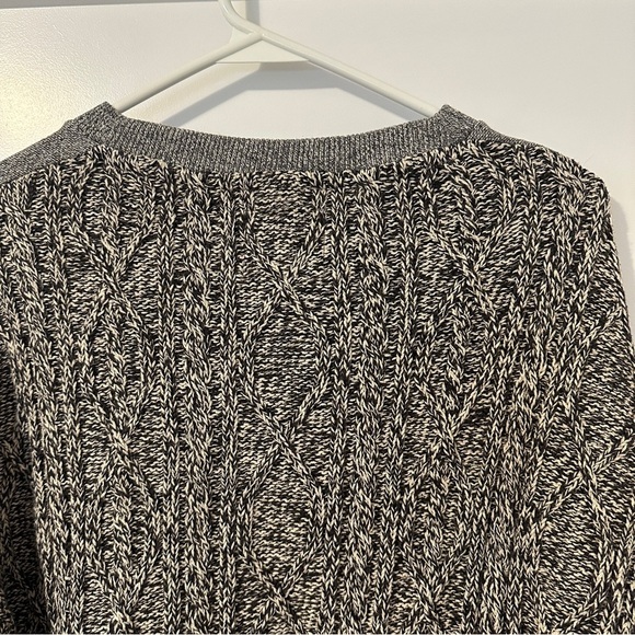 Roots Cabin Grey Knit Pullover Crewneck Sweater Size Small Women’s - Picture 8 of 11